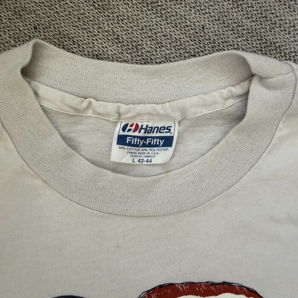 Vintage Hanes POW MIA Vietnam Veterans Shirt Mens L 50/50 USA Graphic Tee - Picture 3 of 8